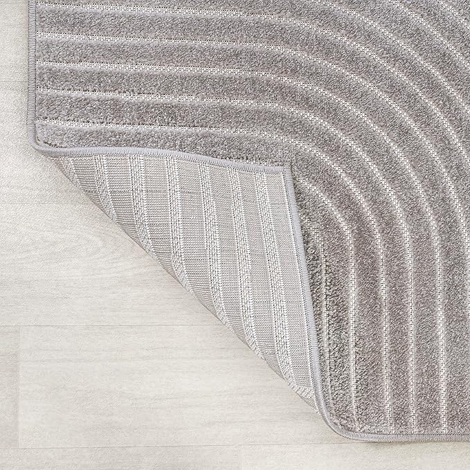 JONATHAN Y Hallie High-Low Curve Gray/Ivory Indoor/Outdoor Runner Rug, 2x8, Minimalist, Pet Friendly, Non-Shedding, Stain Resistant, Hose-Washable for Backyard, Patio, Porch (SCN100A-28)