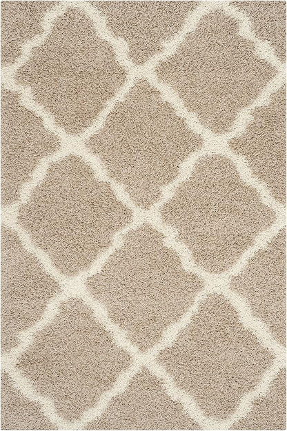 SAFAVIEH Dallas Shag Collection Area Rug - 5'1" x 7'6", Beige & Ivory, Trellis Design, Non-Shedding & Easy Care, 1.5-inch Thick Ideal for High Traffic Areas in Living Room, Bedroom (SGD257D)
