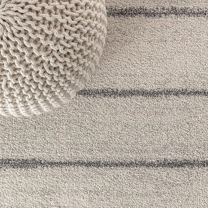 JONATHAN Y Williamsburg Minimalist Stripe Cream/Gray Indoor Area Rug, 4x6, Contemporary, Modern, Easy-Cleaning for Living Room, Bedroom, Kitchen, Pet Friendly, Non-Shedding (MOH201A-4)