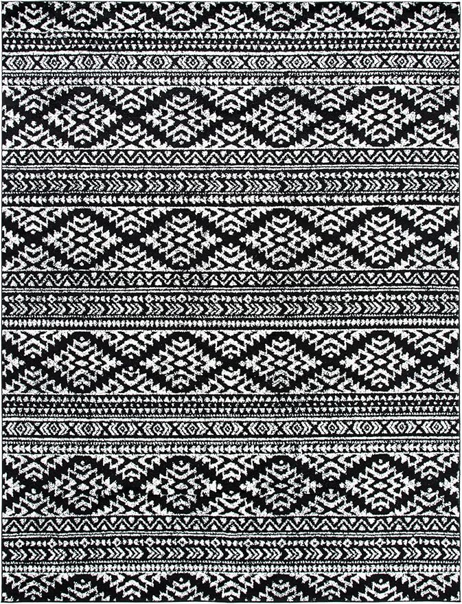 SAFAVIEH Area Rug 12x18 - Tulum Collection - Large - Black & Ivory, Moroccan Boho Tribal Design, Non-Shedding & Easy to Clean, Ideal for Living Room, Bedroom, Dining Space (TUL272Z)