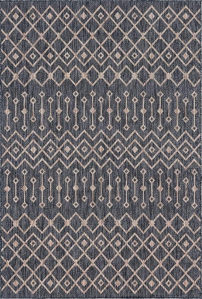 Unique Loom Outdoor Trellis Collection Area Rug - Tribal Trellis (6' 1" x 9' Rectangle, Charcoal Gray/ Natural)