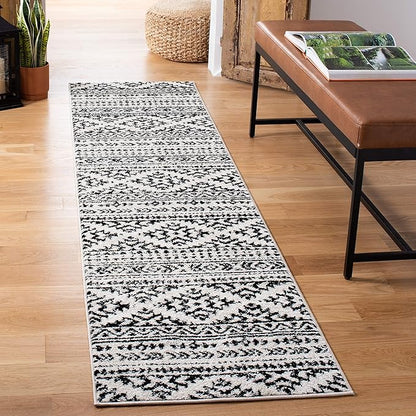 SAFAVIEH Tulum Collection Runner Rug - 2' x 17', Ivory & Black, Moroccan Boho Tribal Design, Non-Shedding & Easy to Clean, Ideal for Living Room, Hallway, Foyer, Bedroom (TUL272B)