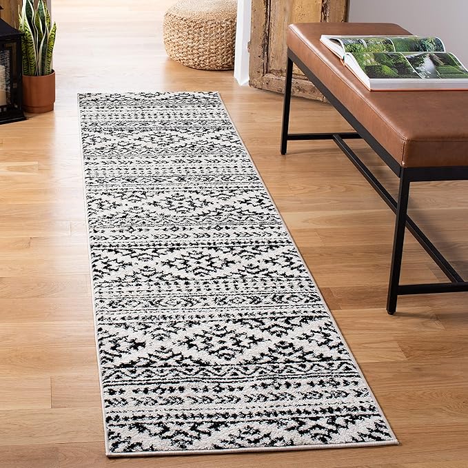 SAFAVIEH Tulum Collection Runner Rug - 2' x 19', Ivory & Black, Moroccan Boho Tribal Design, Non-Shedding & Easy to Clean, Ideal for Living Room, Hallway, Foyer, Bedroom (TUL272B)