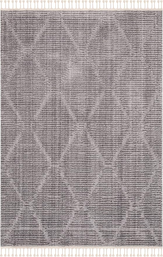 SAFAVIEH Marrakesh Collection Area Rug - 6'6" x 9', Grey, Moroccan Boho Tribal Tassel Design, Non-Shedding & Easy Care, Ideal for High Traffic Areas in Living Room, Bedroom (MRK517F)