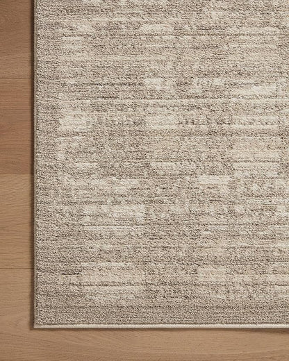 Loloi Darby Collection DAR-07 Pebble/Sand 5'-3" x 7'-6" Area Rug