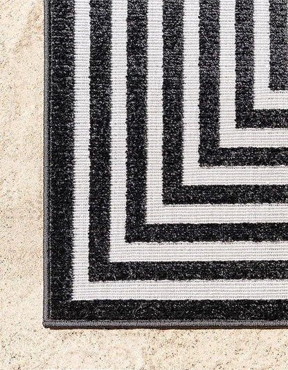 Unique Loom Sabrina Soto Outdoor Collection Geometric, Modern, Vibrant, Carved Area Rug (5' 0 x 8' 0 Rectangular, Black/ Ivory)