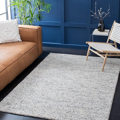 Safavieh Area Rug 6x8 - Natura Collection - Light Grey & Ivory, Handmade Wool Blend, Textured Design, Ideal for Living Room, Bedroom, Dining Space (NAT620G)