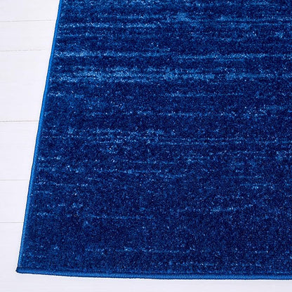 SAFAVIEH Adirondack Collection Runner Rug - 2'6" x 6', Light Blue & Dark Blue, Modern Ombre Design, Non Shedding & Easy to Clean, Ideal for Hallway, Foyer, Kitchen, Entryway, Bedroom (ADR113F)