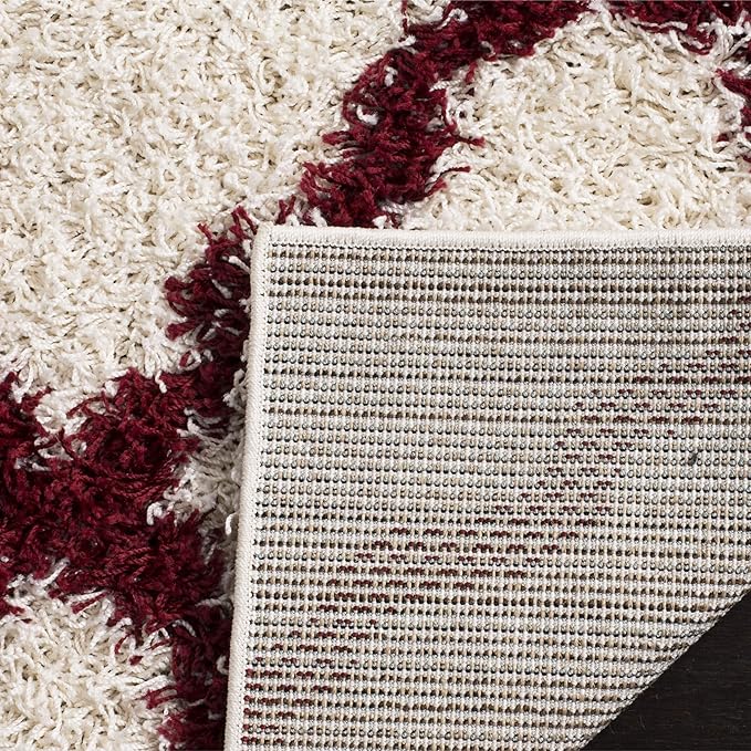 SAFAVIEH Dallas Shag Collection Accent Rug - 3' x 5', Ivory & Red, Trellis Design, Non-Shedding & Easy Care, 1.5-inch Thick Ideal for High Traffic Areas in Entryway, Living Room, Bedroom (SGD257R)