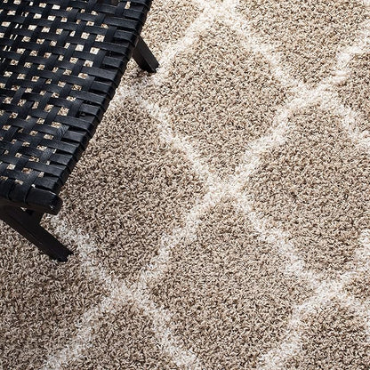 SAFAVIEH Dallas Shag Collection Accent Rug - 3' x 5', Beige & Ivory, Trellis Design, Non-Shedding & Easy Care, 1.5-inch Thick Ideal for High Traffic Areas in Entryway, Living Room, Bedroom (SGD257D)