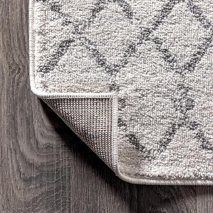 JONATHAN Y Boho Vintage Diamond Cream/Gray Indoor Area Rug 4X6 ft, Moroccan Hype for Living Room, Bedroom, Kitchen, Office, Easy-Cleaning, High Traffic, Pet-Friendly, Non-Shedding (MOH101B-4)