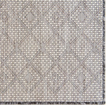 Unique Loom Outdoor Trellis Collection Area Rug - Tribal Trellis (7' 10" Square, Charcoal Gray/ Natural)