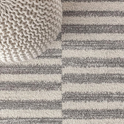 JONATHAN Y Lyla Offset Stripe Gray/Cream Indoor Area Rug, 8x10, Contemporary, Modern, Easy-Cleaning for Living Room, Bedroom, Kitchen, Pet Friendly, Non-Shedding (MOH204A-8)