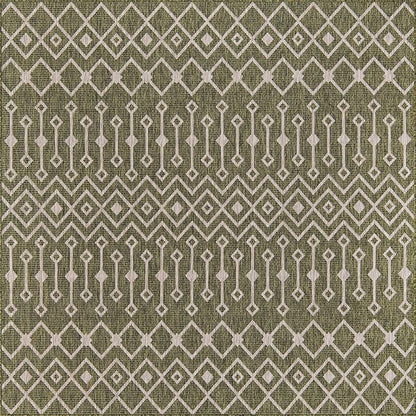 Unique Loom Outdoor Trellis Collection Area Rug - Tribal Trellis (7' 10" Square, Green/ Natural)