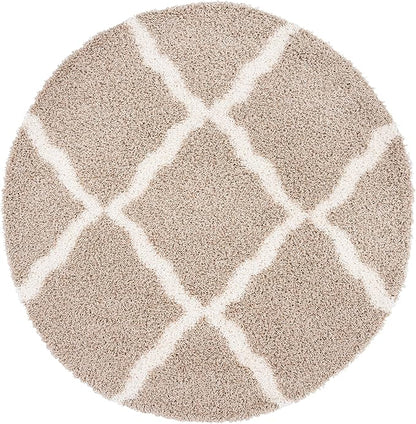 SAFAVIEH Dallas Shag Collection Area Rug - 4' Round, Beige & Ivory, Trellis Design, Non-Shedding & Easy Care, 1.5-inch Thick Ideal for High Traffic Areas in Living Room, Bedroom (SGD257D)