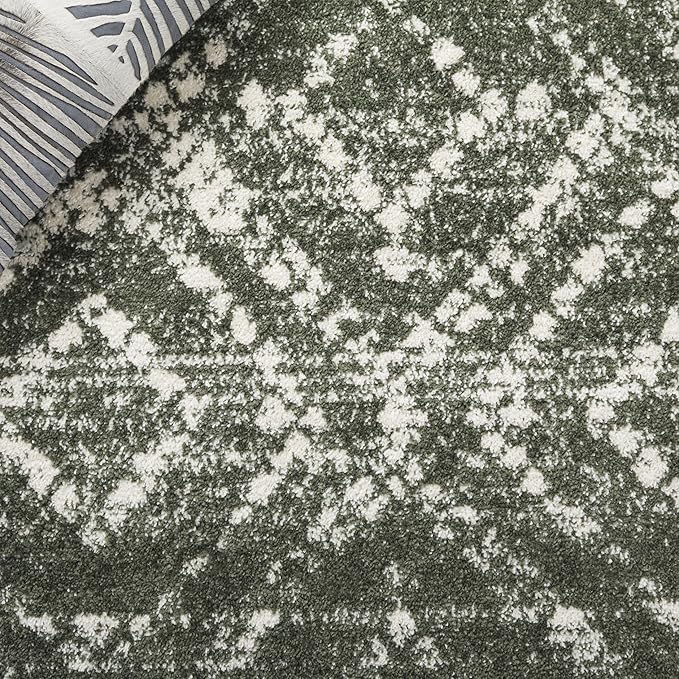 SAFAVIEH Adirondack Collection Area Rug - 4' x 6', Dark Green & Ivory, Geometric Design, Non-Shedding & Easy Care, Ideal for High Traffic Areas in Living Room, Bedroom, Dining (ADR131E-4)