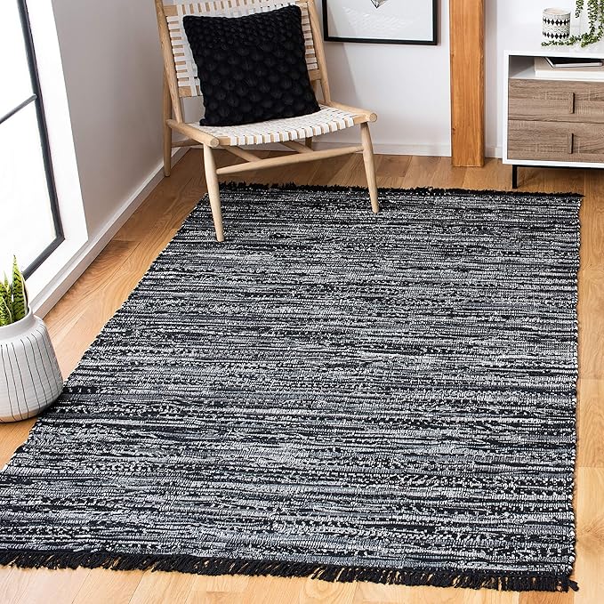 SAFAVIEH Rag Rug Collection Area Rug - 6' x 9', Black, Handmade Boho Stripe Cotton, Ideal for High Traffic Areas in Living Room, Bedroom (RAR121Z)
