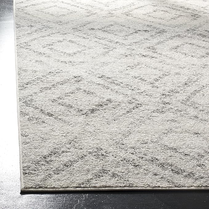 SAFAVIEH Adirondack Collection Runner Rug - 2'6" x 10', Light Grey & Grey, Modern Diamond Distressed Design, Non-Shedding & Easy Care, Ideal for High Traffic Areas in Living Room, Bedroom (ADR131C)
