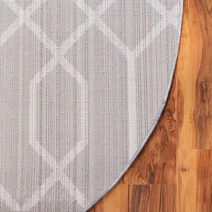 Unique Loom Marilyn Monroe Glam Collection Area Rug - Trellis (7' 10' x 10' Oval, Gray Silver/ Silver)