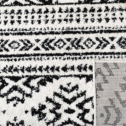 SAFAVIEH Tulum Collection Area Rug - 8' Round, Ivory & Black, Moroccan Boho Tribal Design, Non-Shedding & Easy to Clean, Ideal for Living Room, Bedroom, Dining Space (TUL272B)