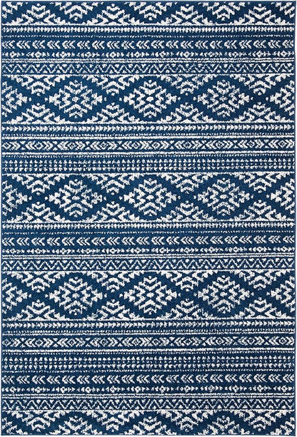 SAFAVIEH Tulum Collection Area Rug - 5'3" x 7'6", Navy & Ivory, Moroccan Boho Tribal Design, Non-Shedding & Easy to Clean, Ideal for Living Room, Bedroom, Dining Space (TUL272N)