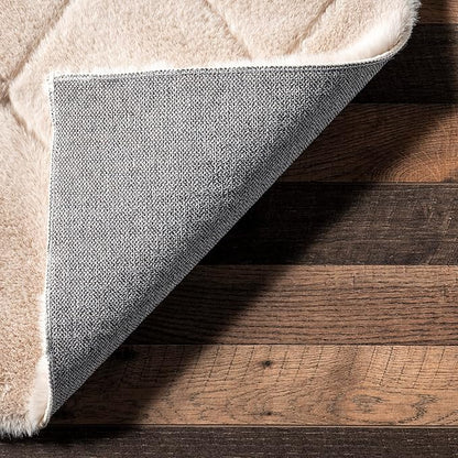 nuLOOM SuperiorWash Amy Beige, 2'6" x 8', Fluffy Shag, Soft and Fluffy, High Traffic, Stain Resistant, Durable, Machine Washable Runner for Bedroom, Living Room, Dining Space, Den, Foyer, Entryway