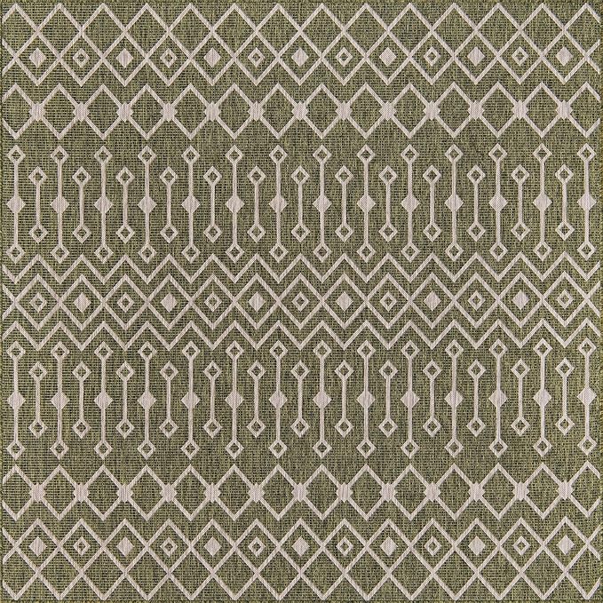 Unique Loom Outdoor Trellis Collection Area Rug - Tribal Trellis (7' 10" Square, Green/ Natural)