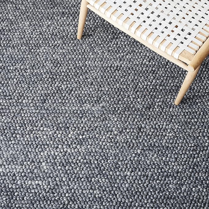 SAFAVIEH Natura Collection Area Rug - 6' Square, Dark Grey, Handmade Wool Blend, Textured Design, Ideal for Living Room, Bedroom, Dining Space (NAT620H)