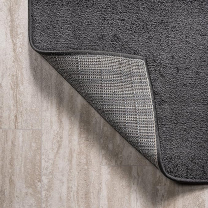 JONATHAN Y Haze Solid Low-Pile Black 4' Round Indoor Area Rug, Coastal,Bohemian,Minimalist,Classic, Easy-Cleaning for Living Room,Bedroom,Kitchen,Pet Friendly,Non-Shedding (SEU100I-4R)