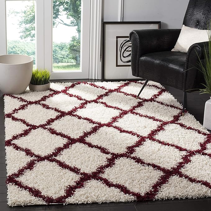 SAFAVIEH Dallas Shag Collection Area Rug - 4' Square, Ivory & Red, Trellis Design, Non-Shedding & Easy Care, 1.5-inch Thick Ideal for High Traffic Areas in Living Room, Bedroom (SGD257R)