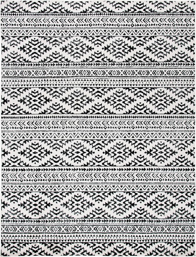 SAFAVIEH Area Rug 8x10 - Tulum Collection - Large - Ivory & Black, Moroccan Boho Tribal Design, Non-Shedding & Easy to Clean, Ideal for Living Room, Bedroom, Dining Space (TUL272B)