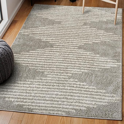 JONATHAN Y Elm Diamond Stripe Shag Gray/Ivory Indoor Area Rug, 3x5, Geometric, Bohemian, Contemporary, Easy-Cleaning for Living Room, Bedroom, Kitchen, Pet Friendly, Non-Shedding (MOH408B-3)