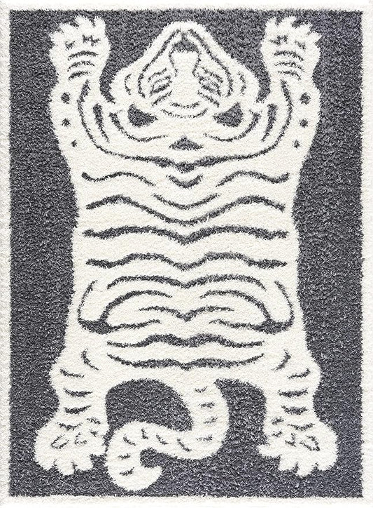 Hauteloom Zane Living Room, Bedroom Area Rug - Plush Pile - Cream - 6'7" x 9'